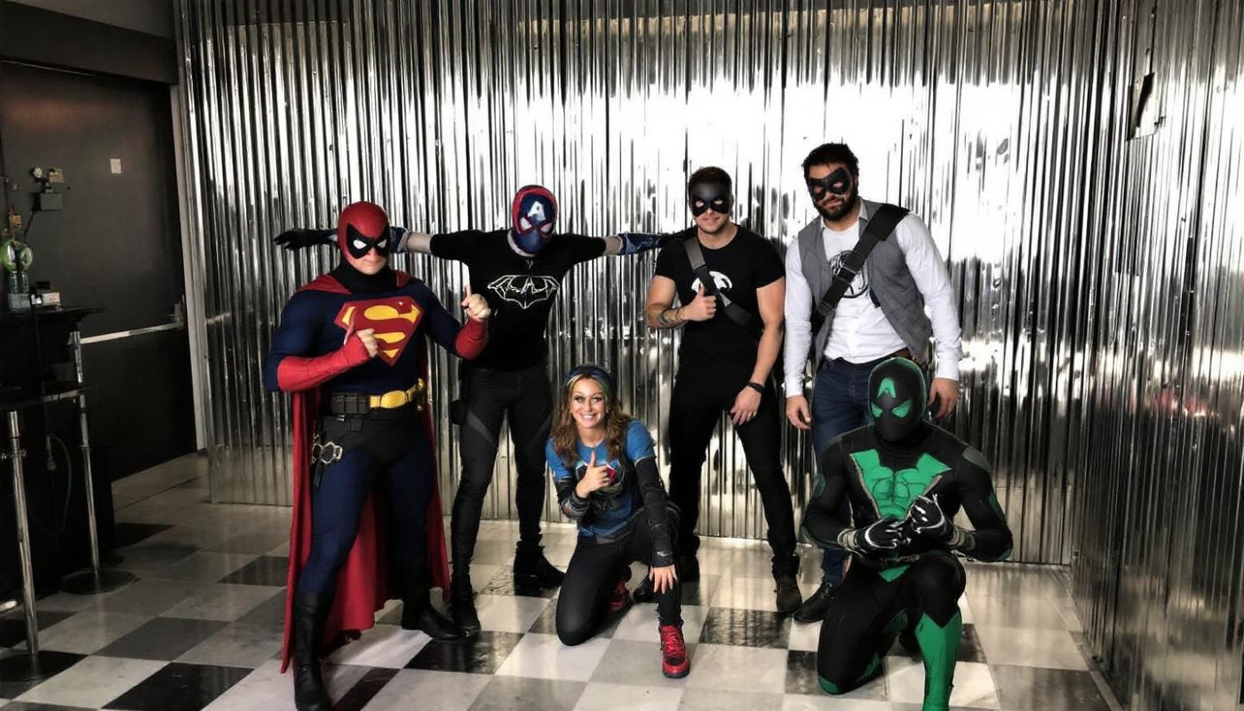 Comment un jeu d'évasion thématique super-héros renforce la cohésion d'équipe ?